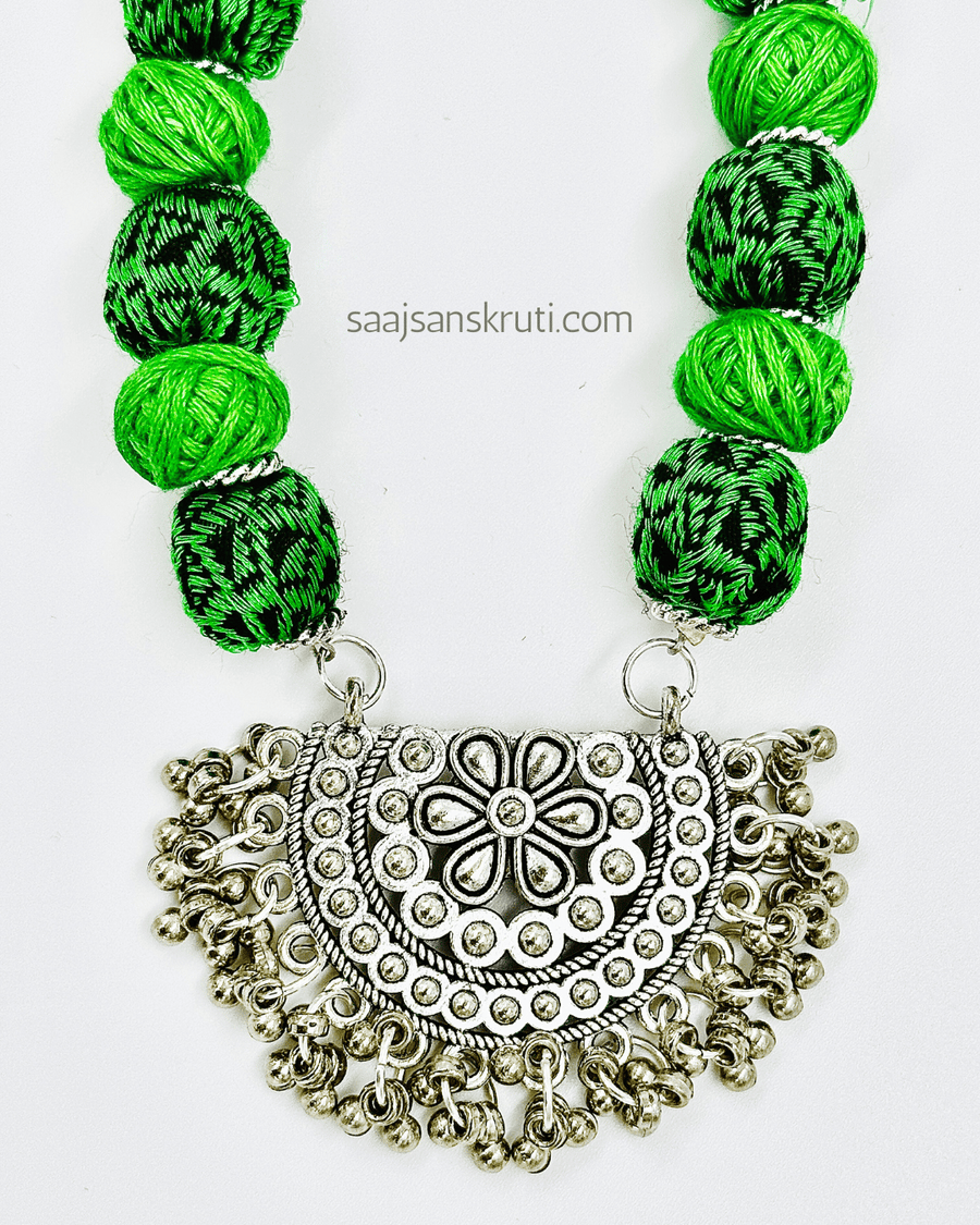 Green Khan Fabric Necklace