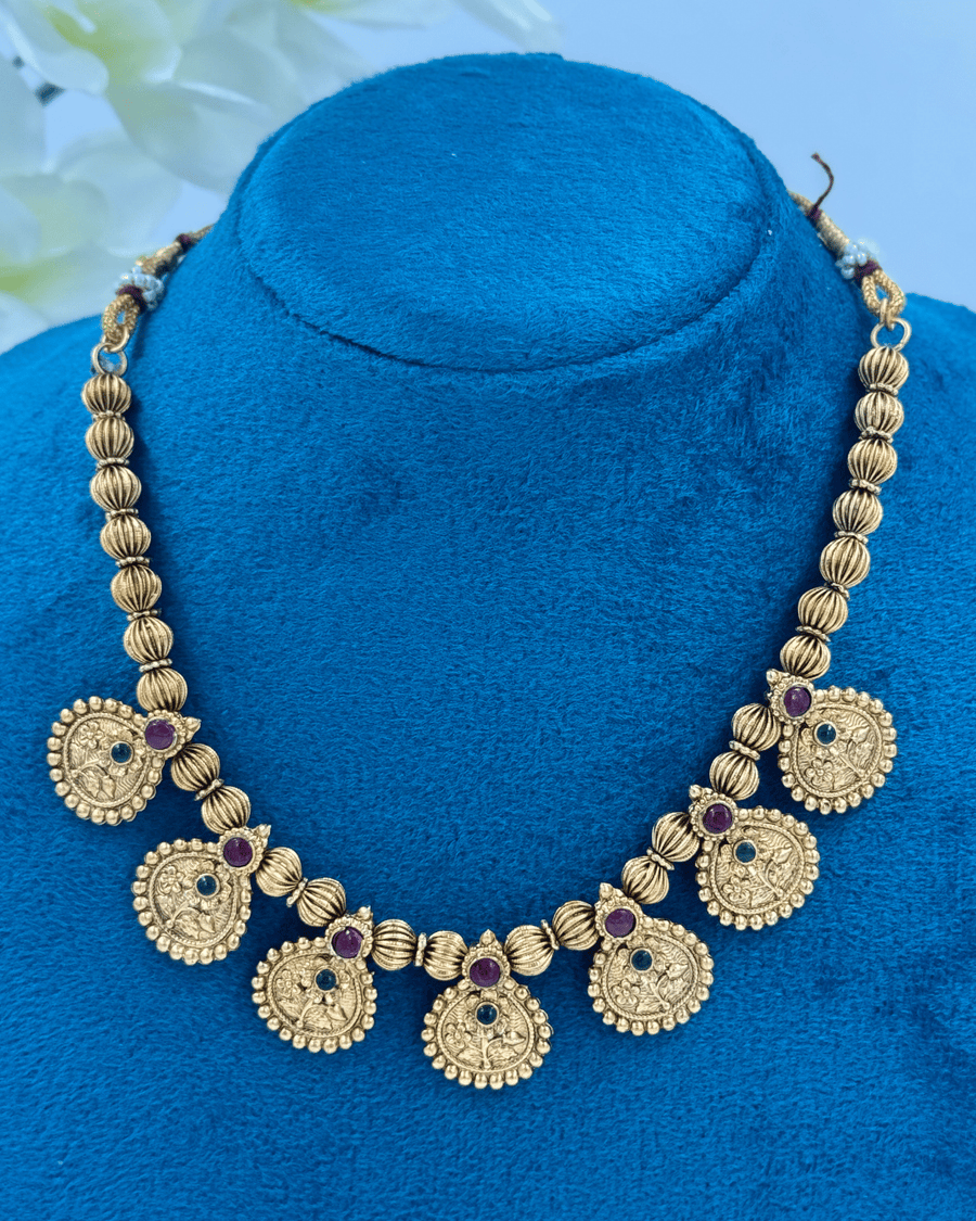 Matt Finish Chokar With Earrings