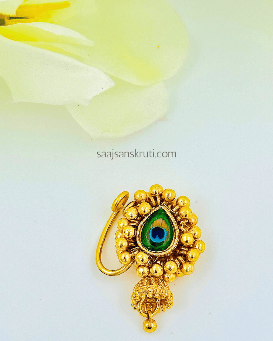 Green Morpankh Nath with Golden Ghungroo and Small Jhumka